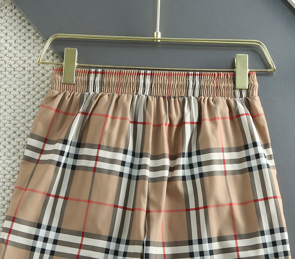 Burberry Short Pants